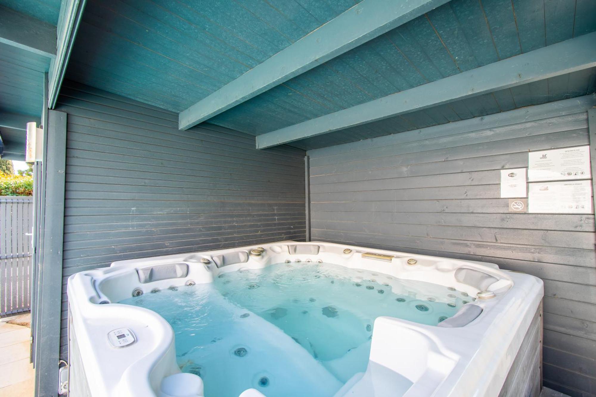 Guesthouse La Costiere - Logements Independants - Espace Piscine Jacuzzi Lunel  Exterior foto